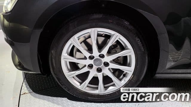 Audi A4 (B9), 2019 все фото