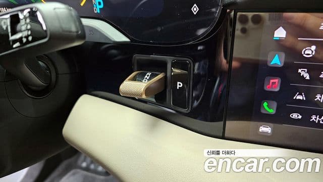 Porsche 타이칸 4S, 2023 9