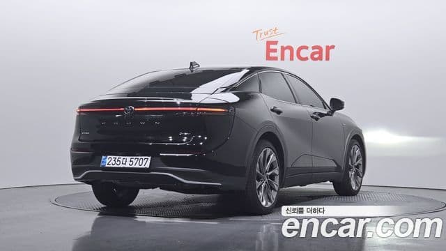 Toyota 크라운 кроссовер, 2024 2