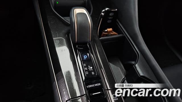 Toyota 크라운 кроссовер, 2024 9