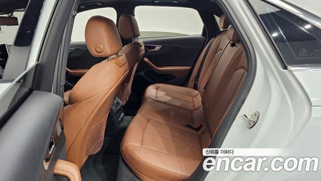 Audi A4 (B9) Premium, 2023 12