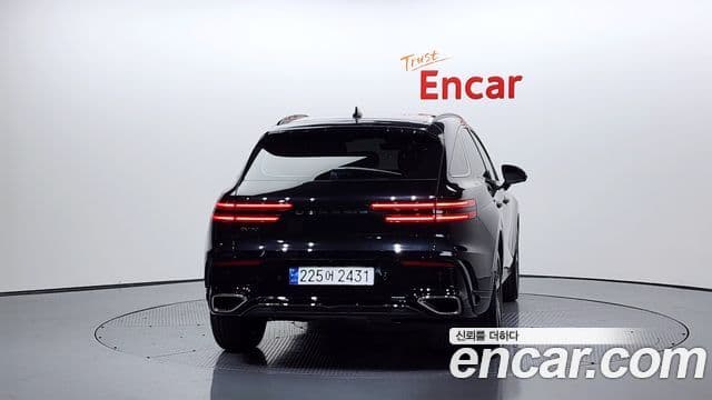 Genesis GV70, 2025 4