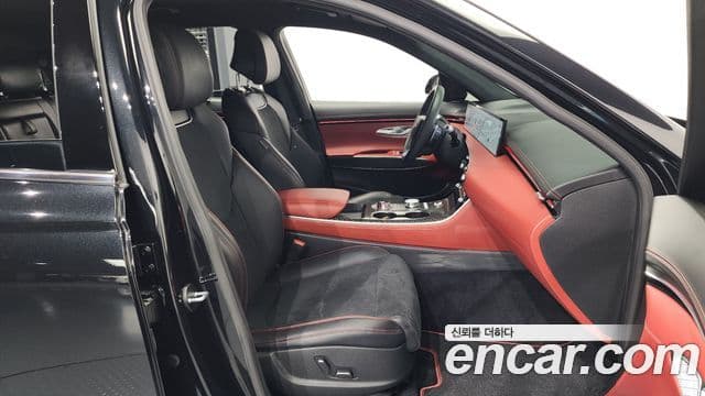 Genesis GV70, 2025 11