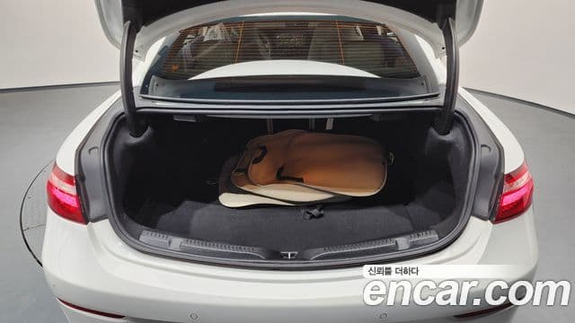 Mercedes-Benz E-класс W213 E220d купе, 2017 20