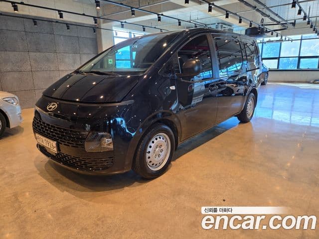Hyundai Staria Smart, 2022 1