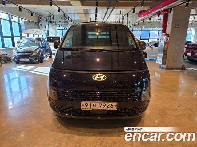 Hyundai Staria Smart, 2022 3