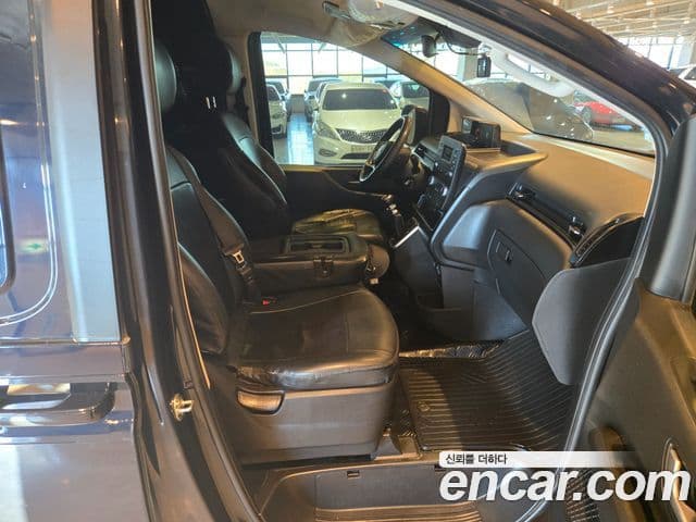 Hyundai Staria Smart, 2022 10