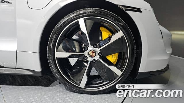 Porsche 타이칸 турбо S, 2021 все фото