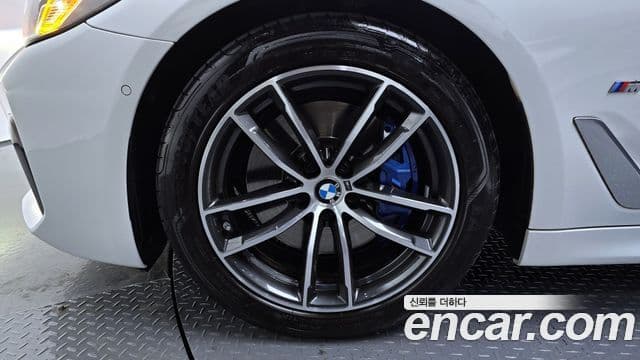 BMW 5시리즈 (G30) 520i M Sport, 2022 все фото