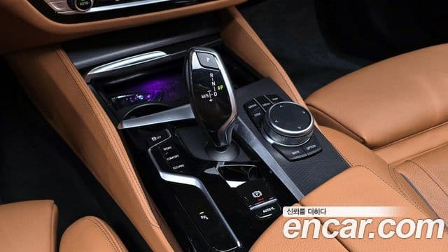 BMW 5시리즈 (G30) 520i M Sport, 2022 9