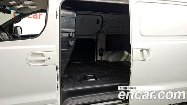 Hyundai Grand Starex Modern, 2017 12