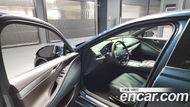 Genesis G80 (RG3) бензин 2.5 турбо 2WD, 2022 10