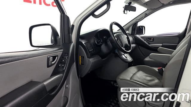 Hyundai The / новый New Grand Starex Modern, 2019 11