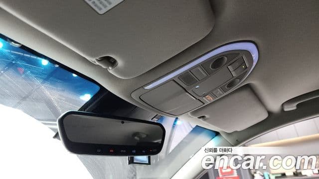 Genesis G70 Elite, 2019 17