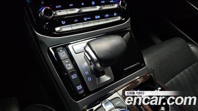 Genesis EQ900 Premium Luxury, 2017 9