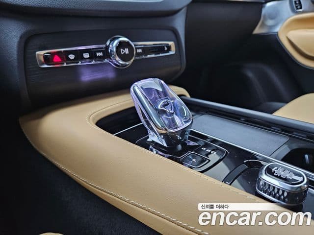 Volvo XC90 2세대 T8 Ultimate Bright гибрид, 2024 9