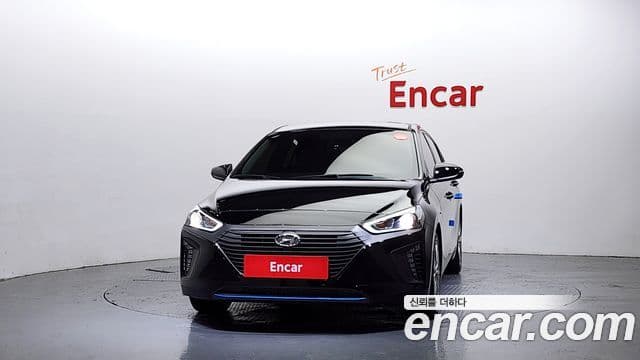 Hyundai Ioniq гибрид, 2019 3