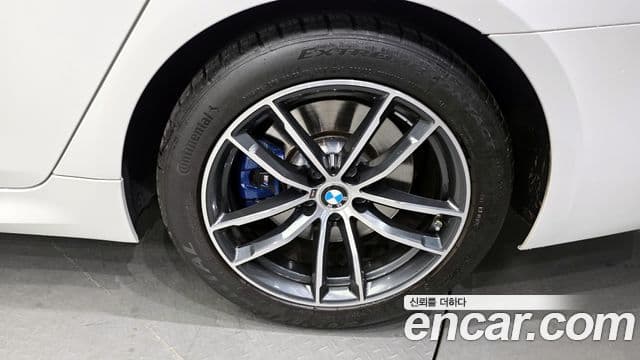 BMW 5시리즈 (G30) 520i M Sport, 2023 все фото