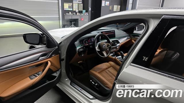 BMW 5시리즈 (G30) 520i M Sport, 2023 10