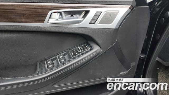 Genesis G80 Premium Luxury, 2017 18