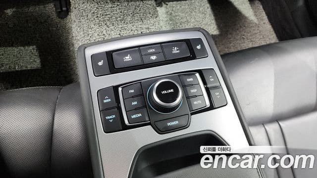 Genesis G80 Premium Luxury, 2017 19