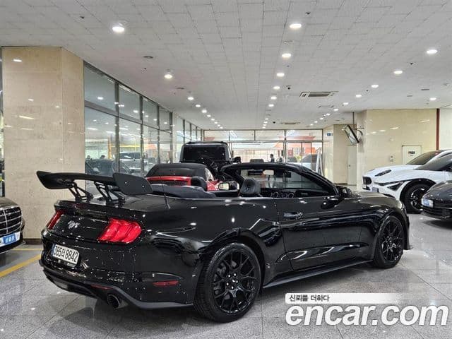 Ford Mustang кабриолет, 2019 3