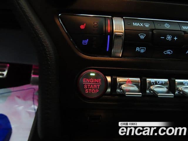 Ford Mustang кабриолет, 2019 16