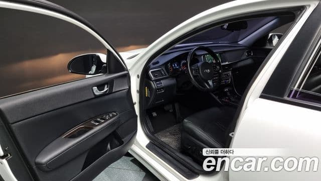 Kia K5 2세대 Prestige, 2016 11