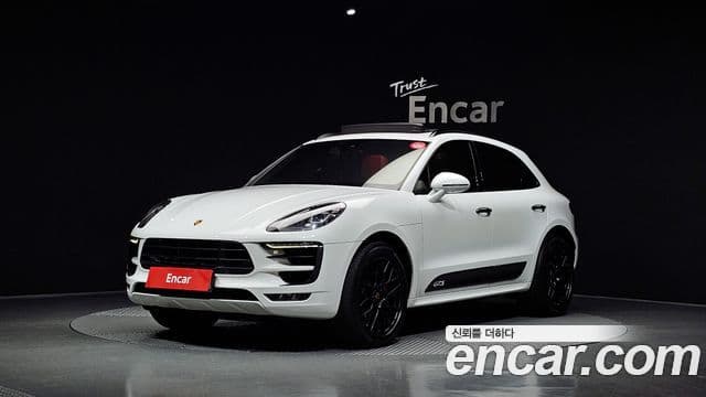 Porsche Macan 95B, 2017 1