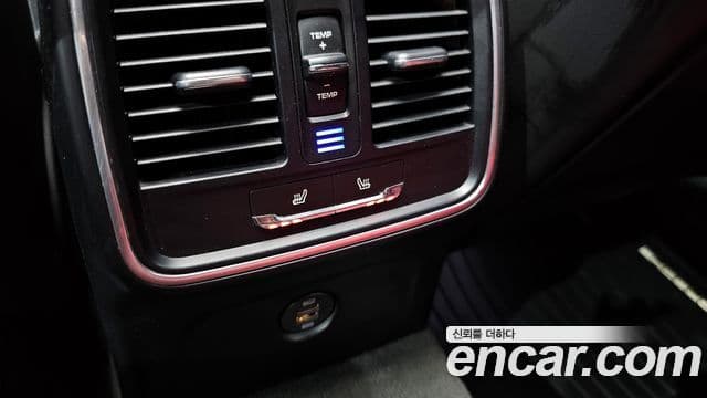 Porsche Macan 95B, 2017 18