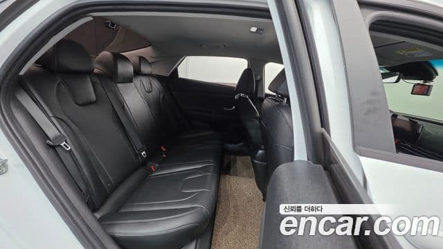 Hyundai Avante (CN7) Modern, 2021 19