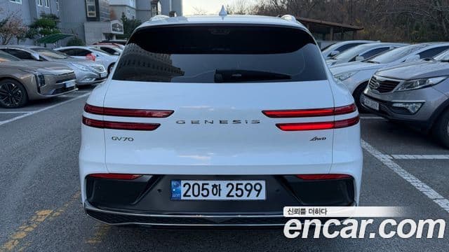 Genesis GV70, 2025 все фото