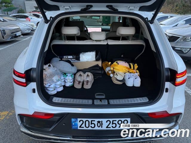 Genesis GV70, 2025 7