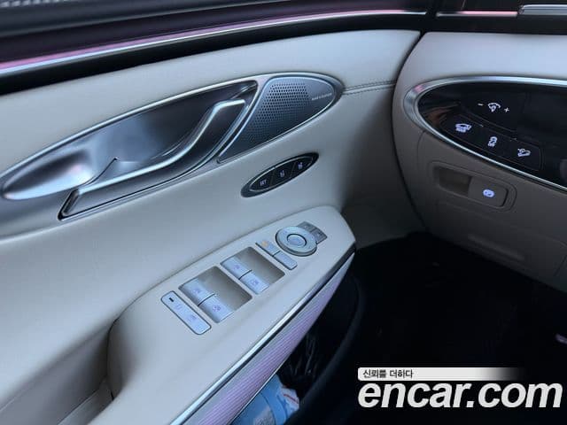Genesis GV70, 2025 10