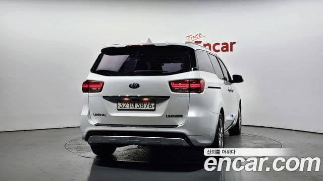 Kia All New Carnival Magic Space, 2018 4