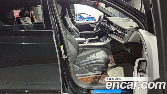Audi Q7 (4M) Premium, 2023 10