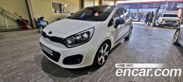 Kia All New Pride Prestige, 2012 2