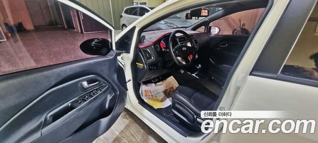 Kia All New Pride Prestige, 2012 10