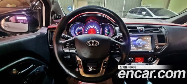 Kia All New Pride Prestige, 2012 11