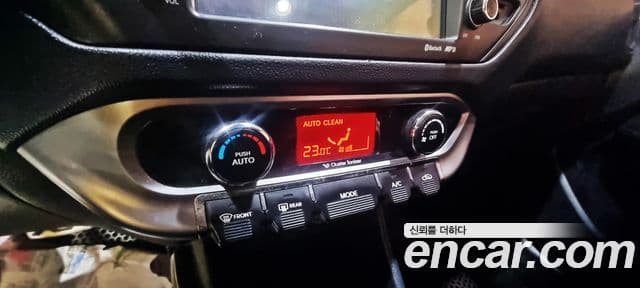 Kia All New Pride Prestige, 2012 14