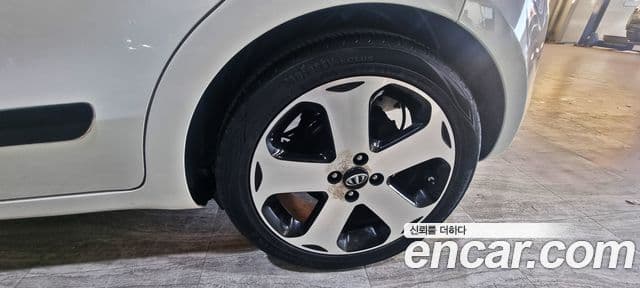 Kia All New Pride Prestige, 2012 18