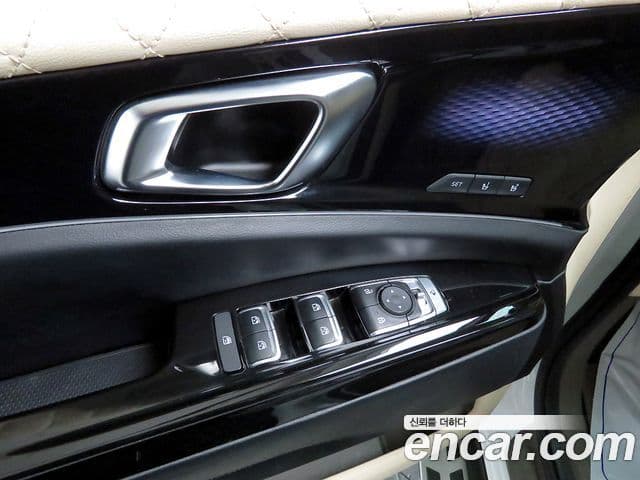 Kia Carnival 4세대 бензин 9인승 High Limousine(компания по спецнадстройкам), 2023 15