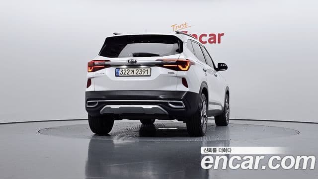 Kia Seltos Signature, 2021 4