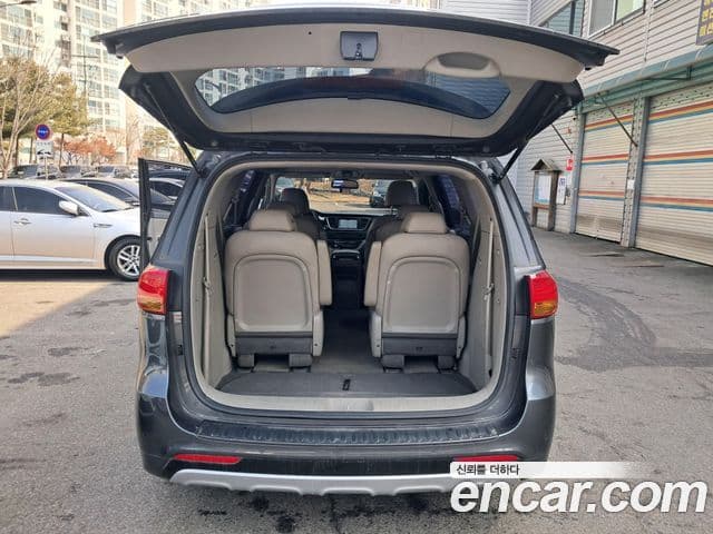 Kia All New Carnival Prestige, 2018 17