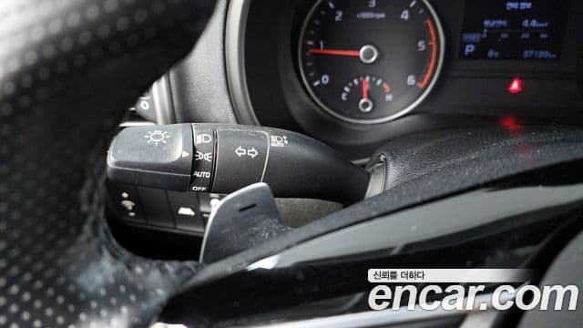 Kia Sportage The / новый Bold Luxury, 2019 18