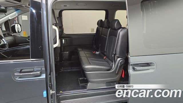 Hyundai Staria Modern, 2022 11