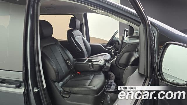 Hyundai Staria Modern, 2022 12