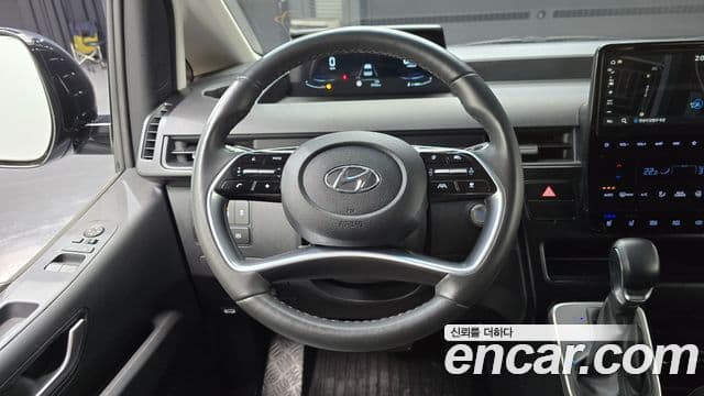 Hyundai Staria Modern, 2022 13