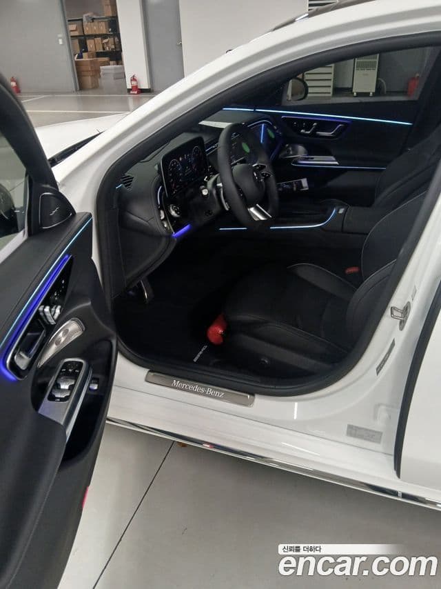 Mercedes-Benz E-класс W214 AMG Line, 2025 8