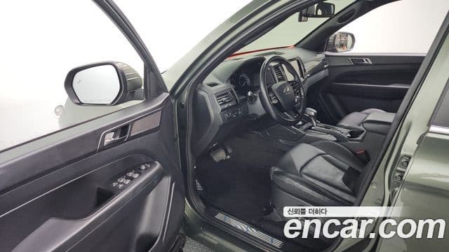 KG모빌리티(SsangYong) The / новый New Rexton Sport Prestige, 2021 10